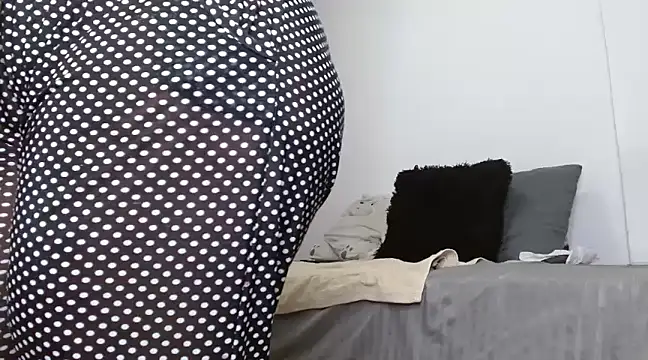 scarlett  morgan online show from 03/05/25, 12:44