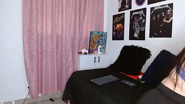 scarlett  morgan online show from 12/20/25, 12:56