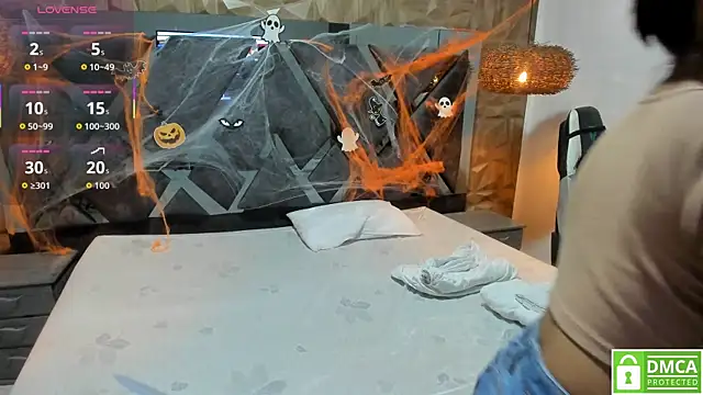 Rose Evans   online show from 11/02/25, 04:59