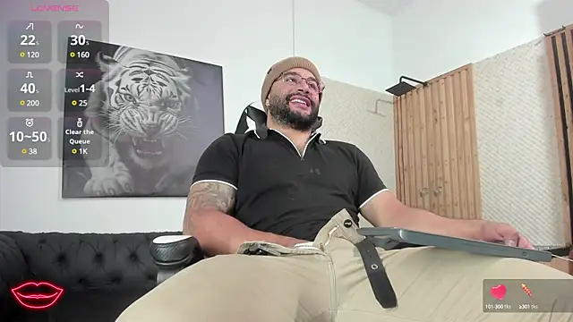 Luke  09 online show from 02/20/25, 11:42