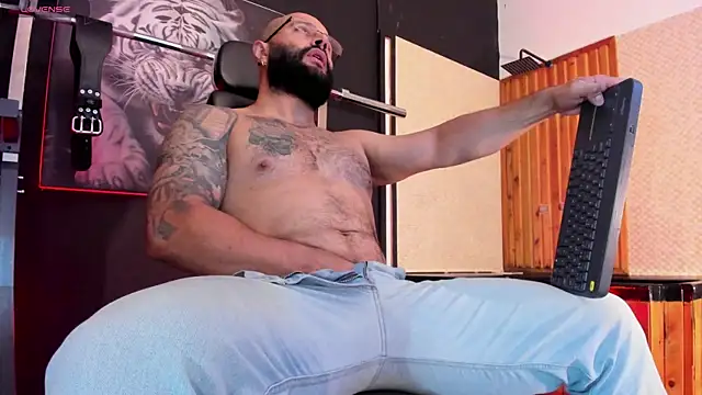 Luke  09 online show from 04/16/26, 12:17