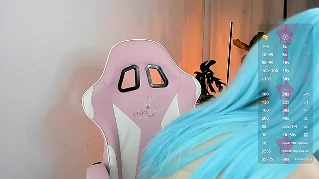 Kendall Bunnyy online show from 04/08/26, 08:09