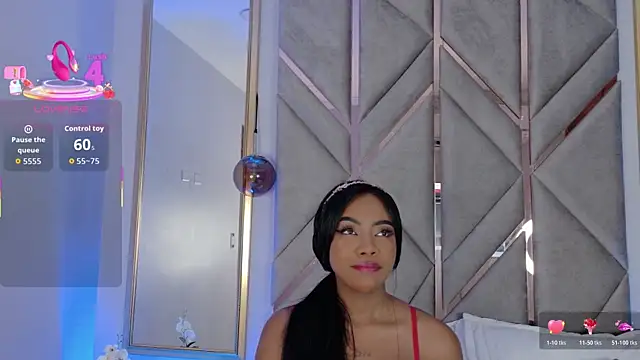 Snapshot of Lola_King chatting on 11/05/25, 10:54 Lola King online show from 11/05/25, 10:54