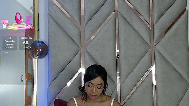 Snapshot of Lola_King chatting on 11/06/25, 11:48 Lola King online show from 11/06/25, 11:48