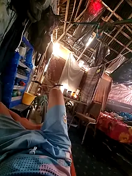 Snapshot of BillowedLeaper chatting on 12/22/25, 03:20 BillowedLeaper online show from 12/22/25, 03:20