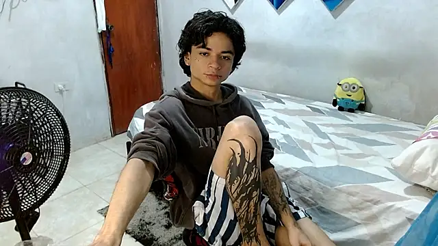 Snapshot of Lovebeng_ chatting on 11/26/25, 12:55 Lovebeng online show from 11/26/25, 12:55