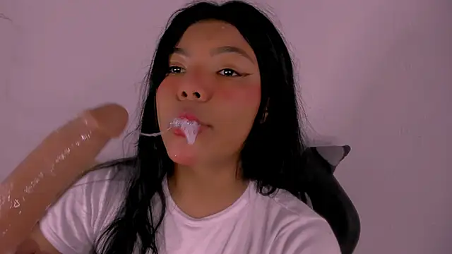 veky saliva01 online show from 10/22/25, 10:59