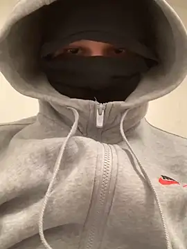 Snapshot of zhdiwbwnxi chatting on 11/29/25, 02:25 zhdiwbwnxi online show from 11/29/25, 02:25