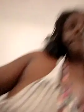 mamakarma1403 online show from 02/14/26, 12:51