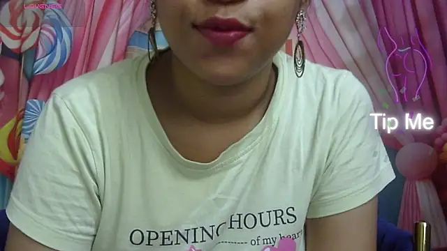 Snapshot of Preeti-Sexy chatting on 05/11/26, 04:18 Preeti-Sexy online show from 05/11/26, 04:18