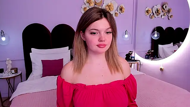 ZaraBloom online show from 03/03/25, 07:39