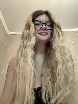 ZaraBloom online show from 03/28/26, 04:28