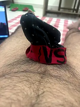 Snapshot of nangakings chatting on 10/25/25, 05:40 nangakings online show from 10/25/25, 05:40