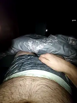 Snapshot of pascalino100 chatting on 12/04/25, 03:49 pascalino100 online show from 12/04/25, 03:49