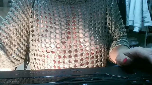 moni60 online show from 11/18/25, 08:08