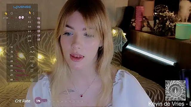 Snapshot of SpiceJessy chatting on 12/12/24, 04:53 SpiceJessy online show from 12/12/24, 04:53