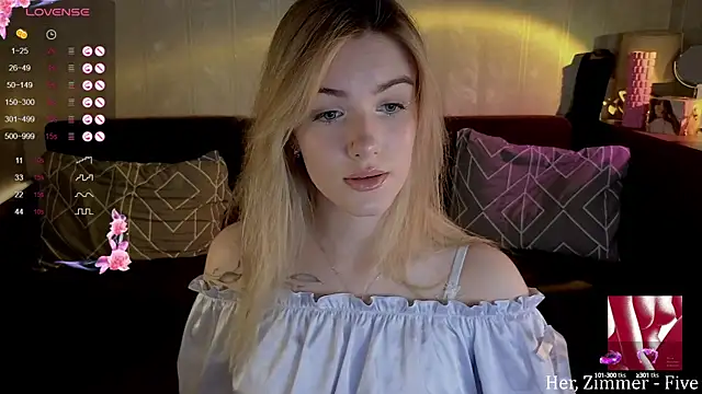 Snapshot of SpiceJessy chatting on 02/20/25, 04:03 SpiceJessy online show from 02/20/25, 04:03