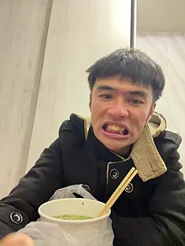 Snapshot of Big19Asia chatting on 01/13/25, 08:58 Big19Asia online show from 01/13/25, 08:58