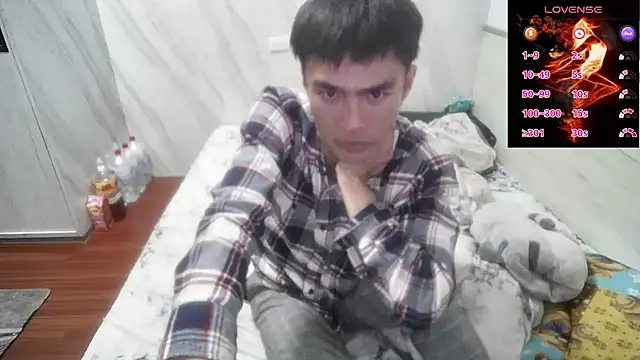 Snapshot of Big19Asia chatting on 03/08/25, 02:40 Big19Asia online show from 03/08/25, 02:40