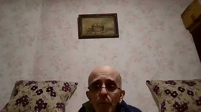 mariusica1xh online show from 02/17/25, 08:15