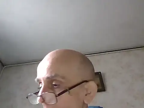 mariusica1xh online show from 11/19/25, 10:48