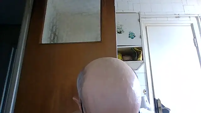 Snapshot of mariusica1@xh chatting on 07/03/26, 03:18 mariusica1xh online show from 07/03/26, 03:18