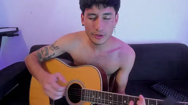 Henrikk senn online show from 03/13/26, 01:56