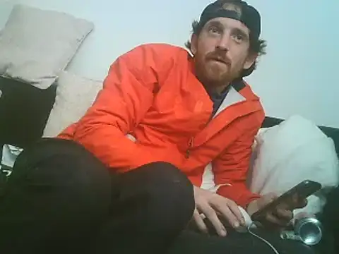 Snapshot of PocoLoco420 chatting on 09/10/25, 09:26 PocoLoco420 online show from 09/10/25, 09:26