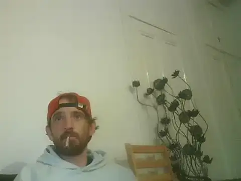 Snapshot of PocoLoco420 chatting on 06/18/26, 12:22 PocoLoco420 online show from 06/18/26, 12:22