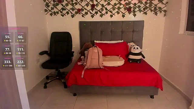 Snapshot of Lilith_Miller21 chatting on 11/16/25, 07:08 Lilith Miller21 online show from 11/16/25, 07:08