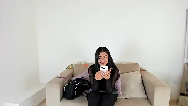 Charlotte cowell sub1  online show from 01/29/25, 08:14