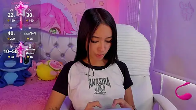 Snapshot of sophie_ws chatting on 12/21/24, 08:54 sophie ws online show from 12/21/24, 08:54