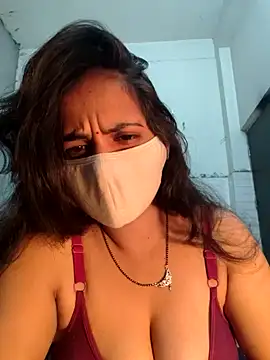 Snapshot of Nehubhabhi26 chatting on 12/10/24, 04:49 Nehubhabhi26 online show from 12/10/24, 04:49