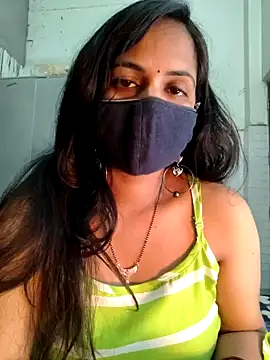 Snapshot of Nehubhabhi26 chatting on 12/12/24, 04:32 Nehubhabhi26 online show from 12/12/24, 04:32