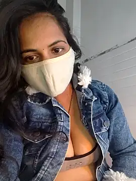 Snapshot of Nehubhabhi26 chatting on 12/14/24, 04:42 Nehubhabhi26 online show from 12/14/24, 04:42