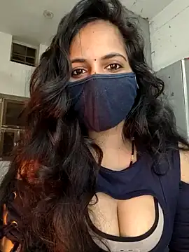 Snapshot of Nehubhabhi26 chatting on 01/14/25, 05:12 Nehubhabhi26 online show from 01/14/25, 05:12