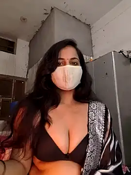 Snapshot of Nehubhabhi26 chatting on 01/17/25, 11:38 Nehubhabhi26 online show from 01/17/25, 11:38