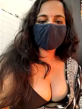 Snapshot of Nehubhabhi26 chatting on 01/19/25, 05:18 Nehubhabhi26 online show from 01/19/25, 05:18