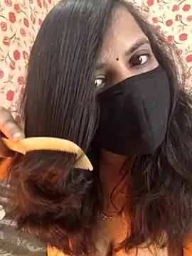 Snapshot of Nehubhabhi26 chatting on 03/07/25, 12:12 Nehubhabhi26 online show from 03/07/25, 12:12