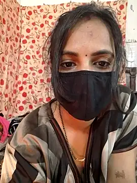 Snapshot of Nehubhabhi26 chatting on 03/11/25, 11:55 Nehubhabhi26 online show from 03/11/25, 11:55