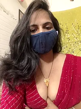 Snapshot of Nehubhabhi26 chatting on 11/06/25, 04:24 Nehubhabhi26 online show from 11/06/25, 04:24