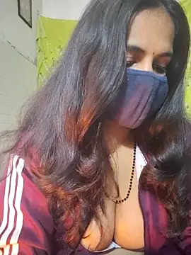 Snapshot of Nehubhabhi26 chatting on 11/20/25, 05:07 Nehubhabhi26 online show from 11/20/25, 05:07