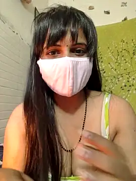 Snapshot of Nehubhabhi26 chatting on 12/16/25, 05:12 Nehubhabhi26 online show from 12/16/25, 05:12