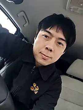 whitebriefboy online show from 03/25/26, 10:38