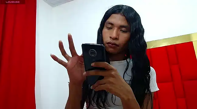 Snapshot of danna_veryhot_ chatting on 03/21/25, 01:01 danna veryhot online show from 03/21/25, 01:01