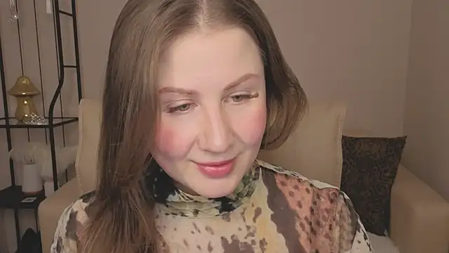 Snapshot of Helens_love chatting on 02/14/26, 01:35 Helens love online show from 02/14/26, 01:35