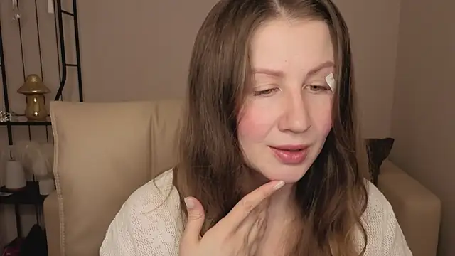 Snapshot of Helens_love chatting on 02/22/26, 01:51 Helens love online show from 02/22/26, 01:51