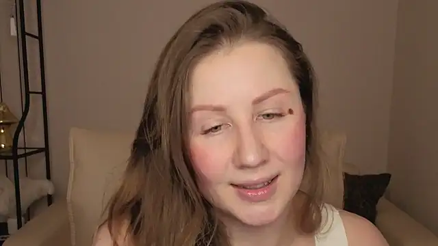 Snapshot of Helens_love chatting on 02/28/26, 02:34 Helens love online show from 02/28/26, 02:34