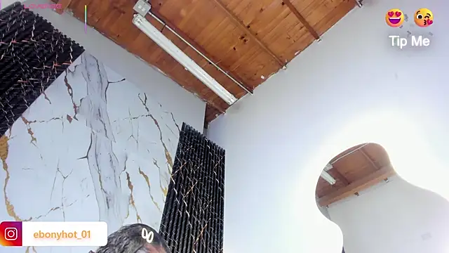 ebony hot1 online show from 10/06/25, 03:09