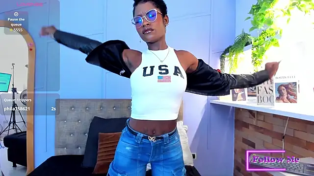 amber-hill online show from 06/19/26, 12:09